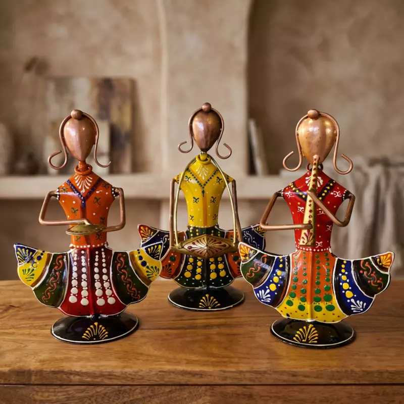 Sitting Doll Mini S/3
